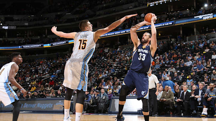 Gasol scores 27 as Grizzlies hold off Nuggets, 102-101.