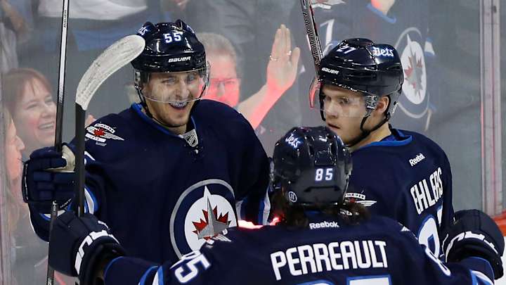 AP source: Jets to host Oilers in 2016 Heritage Classic