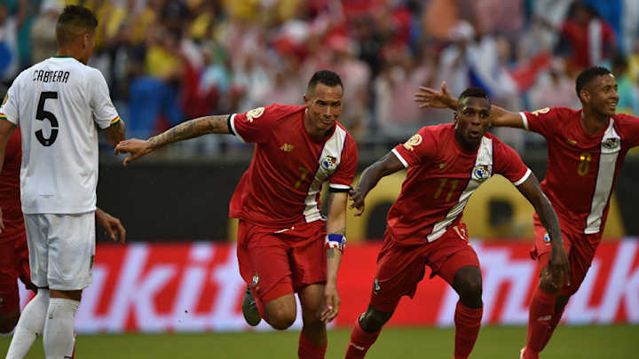 Blas Perez's two goals lead Panama over Bolivia at Copa America