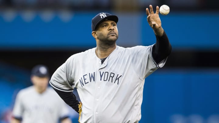 Pillar gets timely RBI, makes diving catch; Jays beat Yanks Pillar gets timely RBI, makes diving catch; Jays beat Yanks