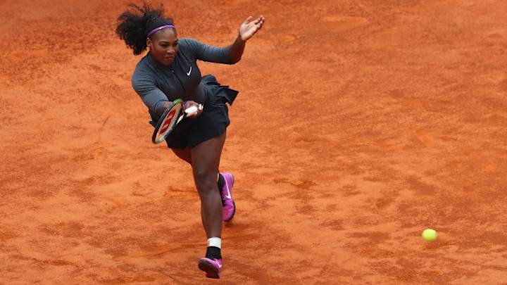 Serena Williams teams up with Dude Perfect for trick shot video