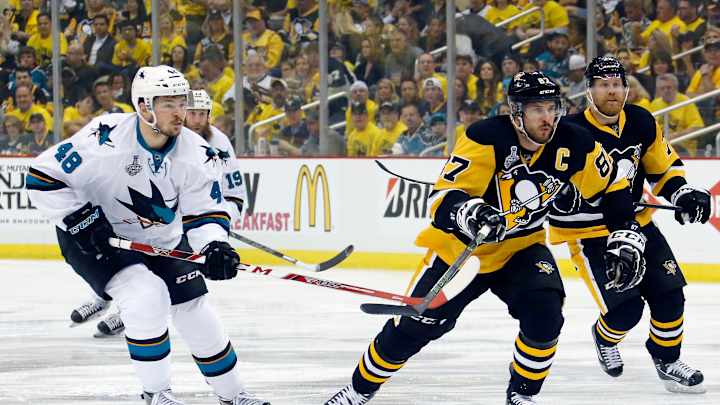 Sharks re-sign forward Tomas Hertl for two years