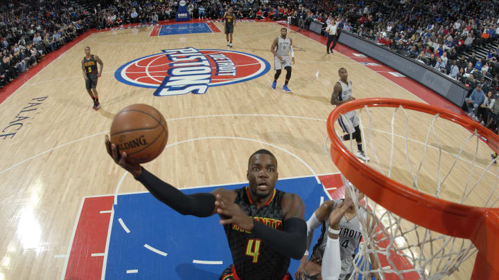 Hawks end Pistons' winning streak with 112-95 victory