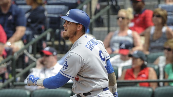 Grandal's double in 10th gives Dodgers 2-1 win over Braves