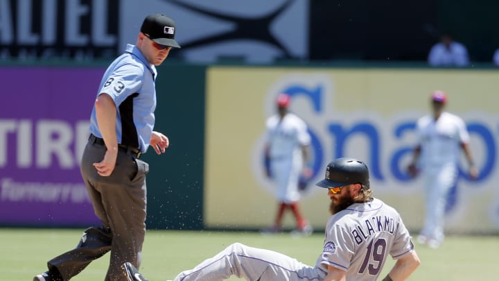 Gonzalez's 3-run, pinch-double sends Rockies over Rangers