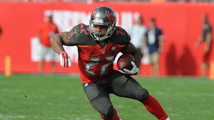 Report: Doug Martin set to miss three weeks with hamstring injury