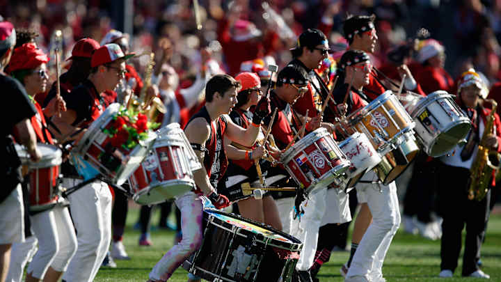 Iowa senator introduces bill on Stanford band controversy