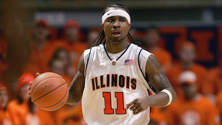 Former Illinois great Dee Brown leaves basketball program