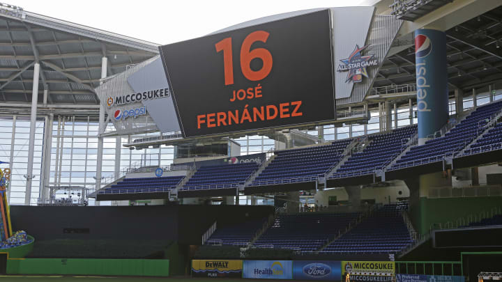 Marlins turn pitcher’s mound into memorial for Jose Fernandez Marlins turn pitcher’s mound into memorial for Jose Fernandez