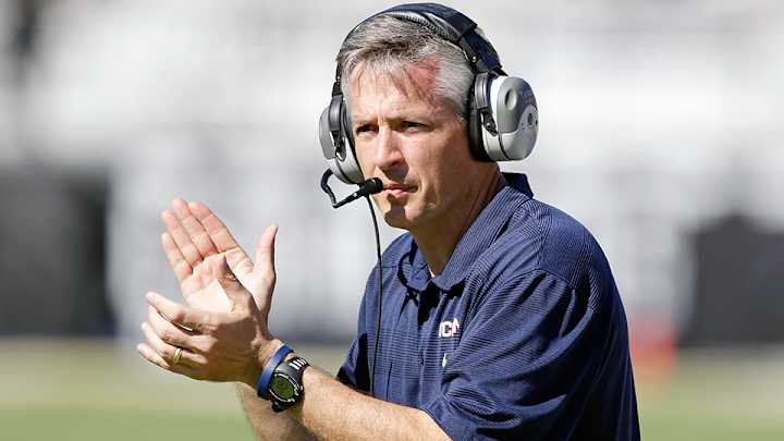 Michigan's T.J. Weist to be South Florida wide receivers coach