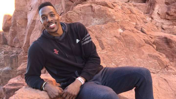 Sam Dekker found an outstanding photo on Dwight Howard’s iPad