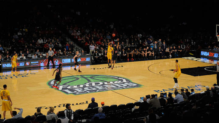 DraftKings, FanDuel to suspend contests on college sports