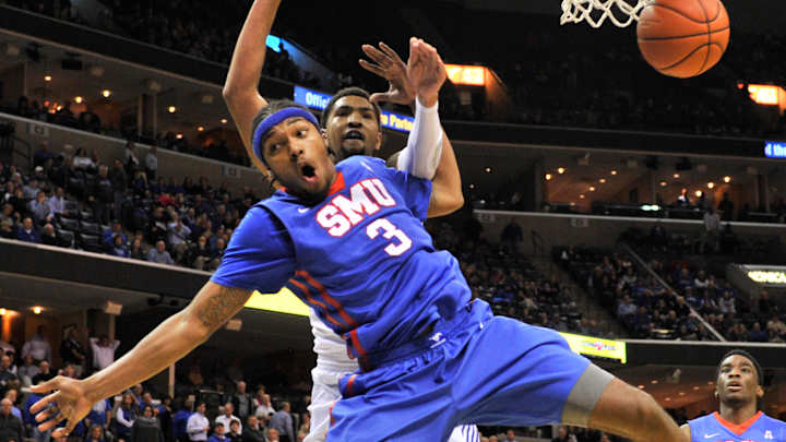 Brown scores 14 to help No. 24 SMU beat Memphis 69-62