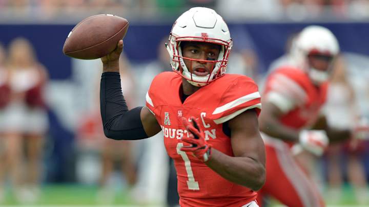 Wisconsin, Texas enter AP Top 25, Houston up to No. 6