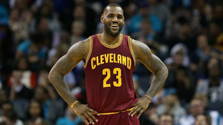 LeBron James will produce, appear in reality show set in Cleveland