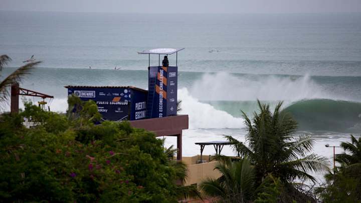 The Weekender: Puerto Escondido Big Wave contest is on
