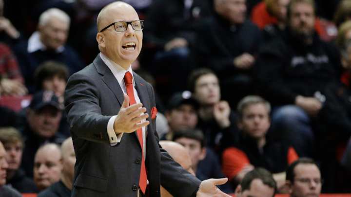 Mick Cronin to remain head coach at Cincinnati
