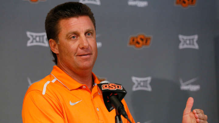 Mike Gundy says cell phones are making college athletes worse Mike Gundy says cell phones are making college athletes worse
