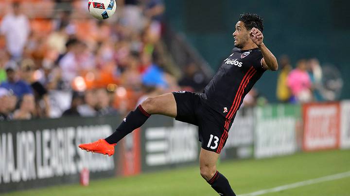 MLS Roundup: Neagle nets goal, assist to lead United past Crew MLS Roundup: Neagle nets goal, assist to lead United past Crew