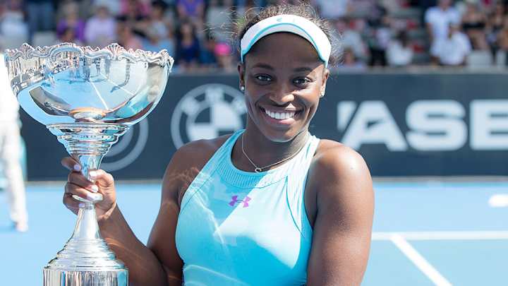 Sloane Stephens defeats Caroline Wozniacki en route to win second title