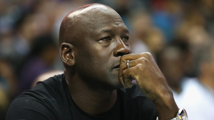 Michael Jordan calls for calm in response to Charlotte protests
