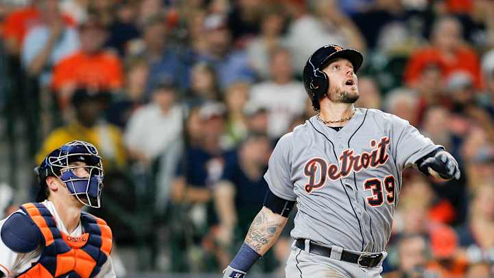Saltalamacchia's homer helps Tigers over Astros 5-3