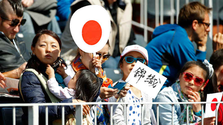 Sun is out after 3 days of damp, cold weather at French Open