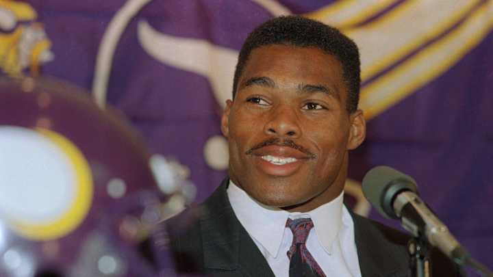 ON FOOTBALL: Rams pull of another draft trade shocker ON FOOTBALL: Rams pull of another draft trade shocker