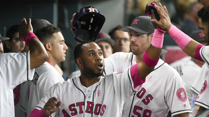 McHugh, White help Astros over Mariners 5-1