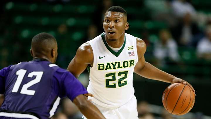 King's heart: Baylor freshman playing with defibrillator