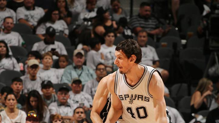 Pistons give Spurs C Marjanovic 3-year offer sheet
