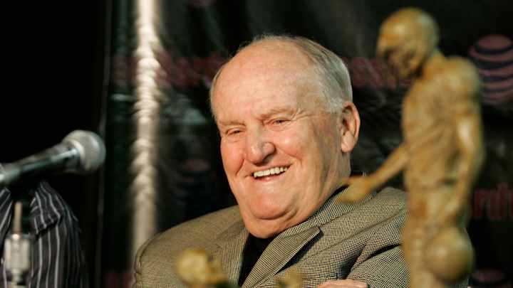 Former BYU coach LaVell Edwards dies at 86 Former BYU coach LaVell Edwards dies at 86