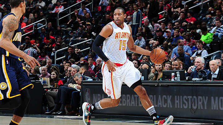 Watch: Hawks’ Al Horford throws down huge dunk on Pacers’ Hill