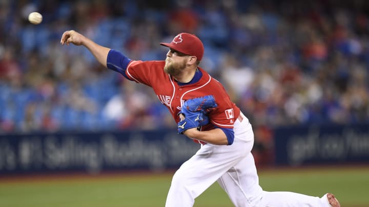 Blue Jays cut RHP Storen, recall RHP Tepera