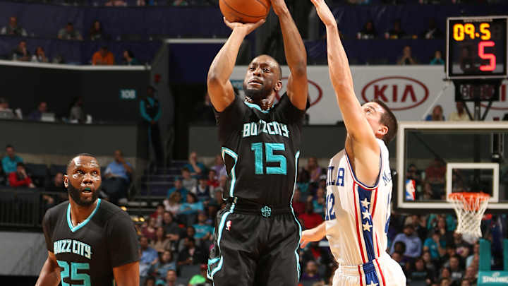 Walker scores 27, Hornets defeat 76ers 100-91