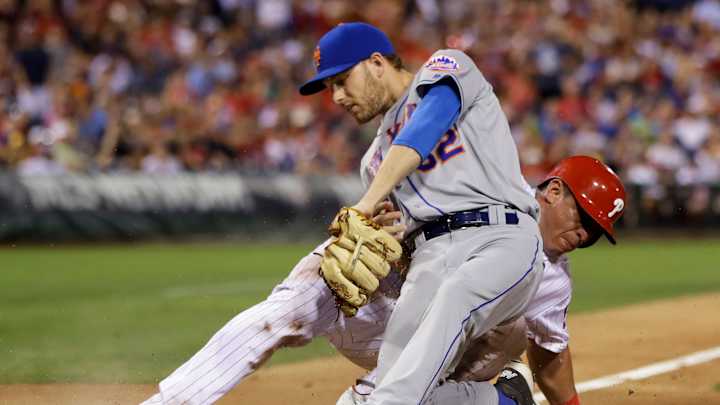 LEADING OFF: Hamels returns to Wrigley; Red Sox go for sweep LEADING OFF: Hamels returns to Wrigley; Red Sox go for sweep