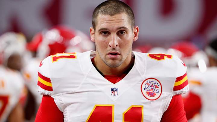 Chiefs long snapper's father fatally shot at Oklahoma City airport