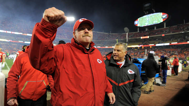 Chiefs face Texans looking for 1st playoff win in 22 years