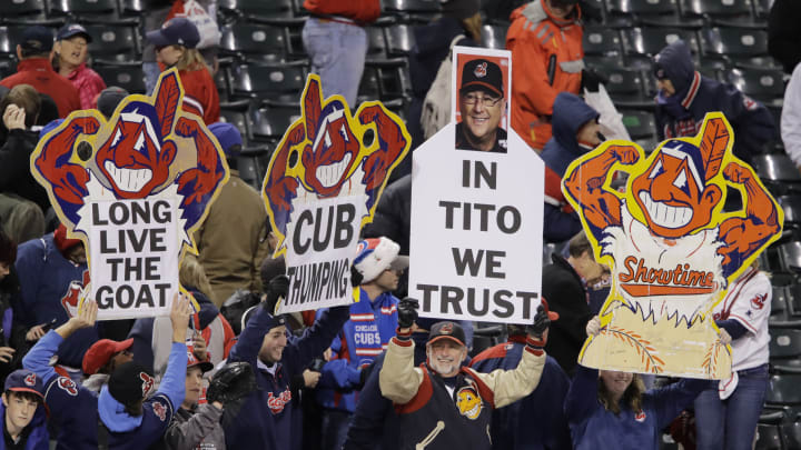 Baseball hopes to beat rain, get in Game 2 of World Series