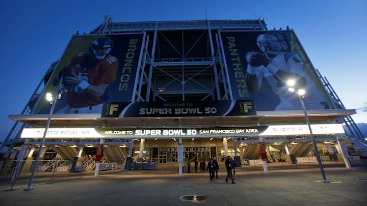 Fan gets suite sleepover at Levi's night before game Fan gets suite sleepover at Levi's night before game