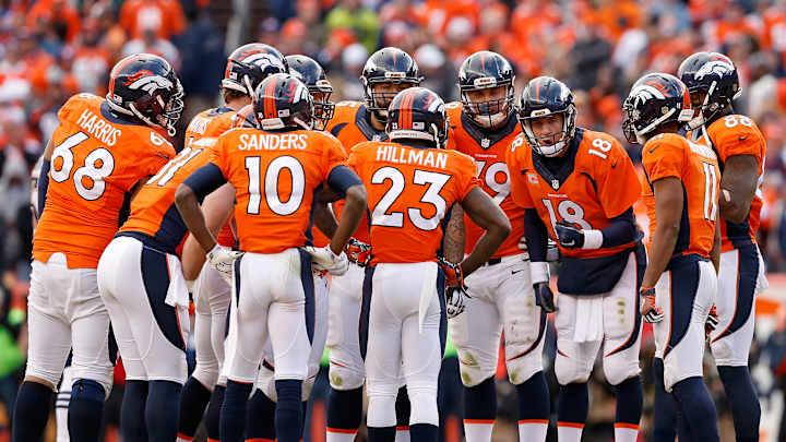 Denver Broncos team bus involved in minor accident