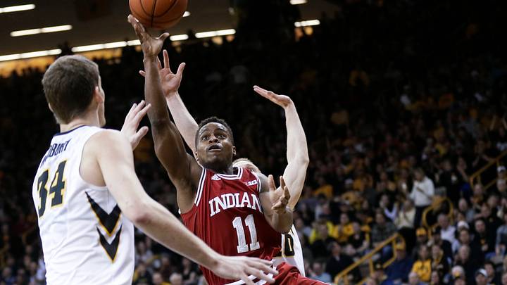 No. 12 Indiana beats Iowa 81-78 for outright Big 10 title No. 12 Indiana beats Iowa 81-78 for outright Big 10 title