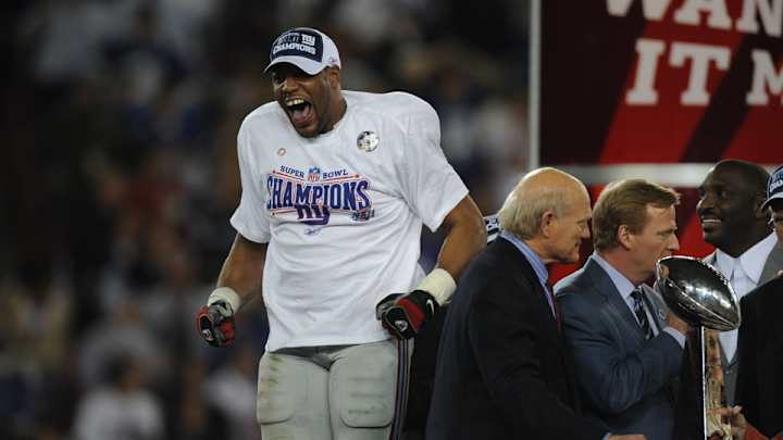 Lawsuit claims Giants gave Michael Strahan a fake Super Bowl jersey Lawsuit claims Giants gave Michael Strahan a fake Super Bowl jersey