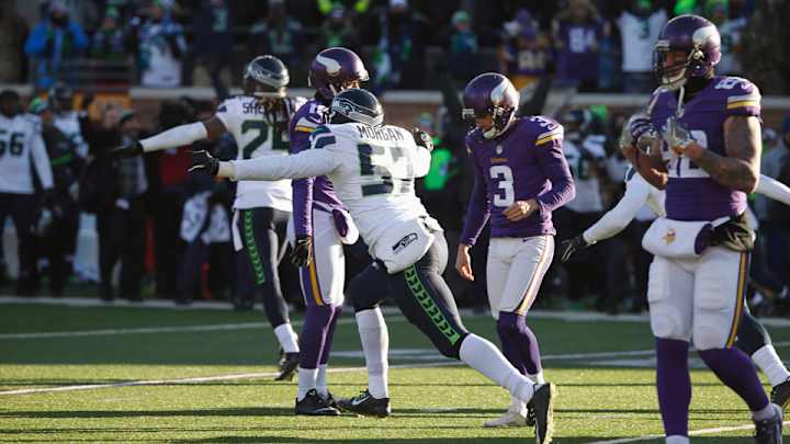 Listen to the radio calls of Vikings K Blair Walsh’s missed field goal