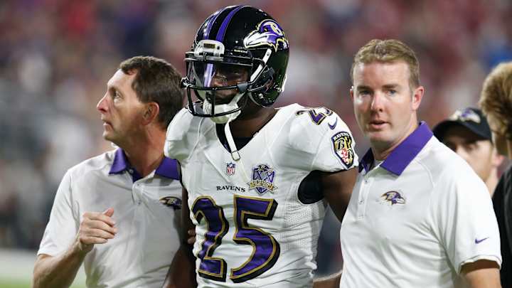 Ravens CB Tray Walker dies of dirt bike crash injuries