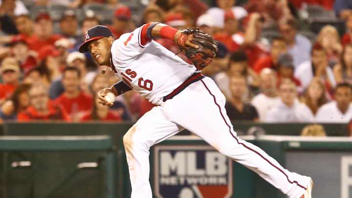 Marte homers, Angels sweep Rangers to get out of last place