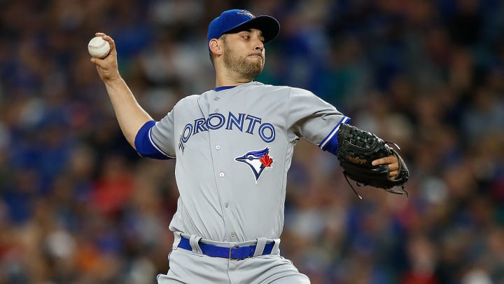Blue Jays’ Marco Estrada loses no-hitter in seventh inning