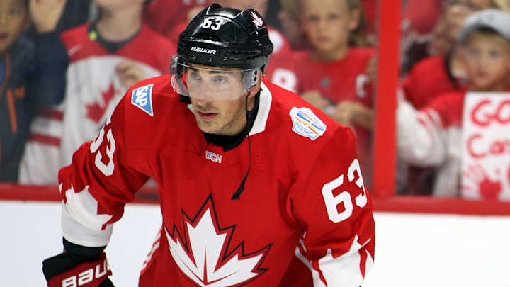 Brad Marchand is proving to be ideal Sidney Crosby linemate