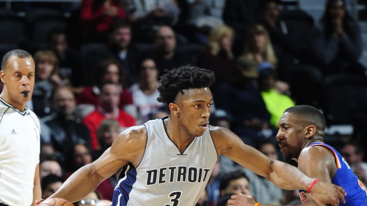 Pistons blow 27-point lead, recover to beat Knicks 111-105 Pistons blow 27-point lead, recover to beat Knicks 111-105