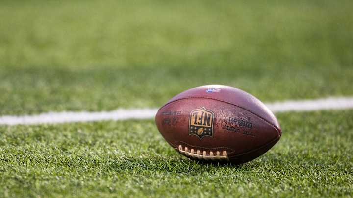 Report: NFL favoring league-connected concussion researchers